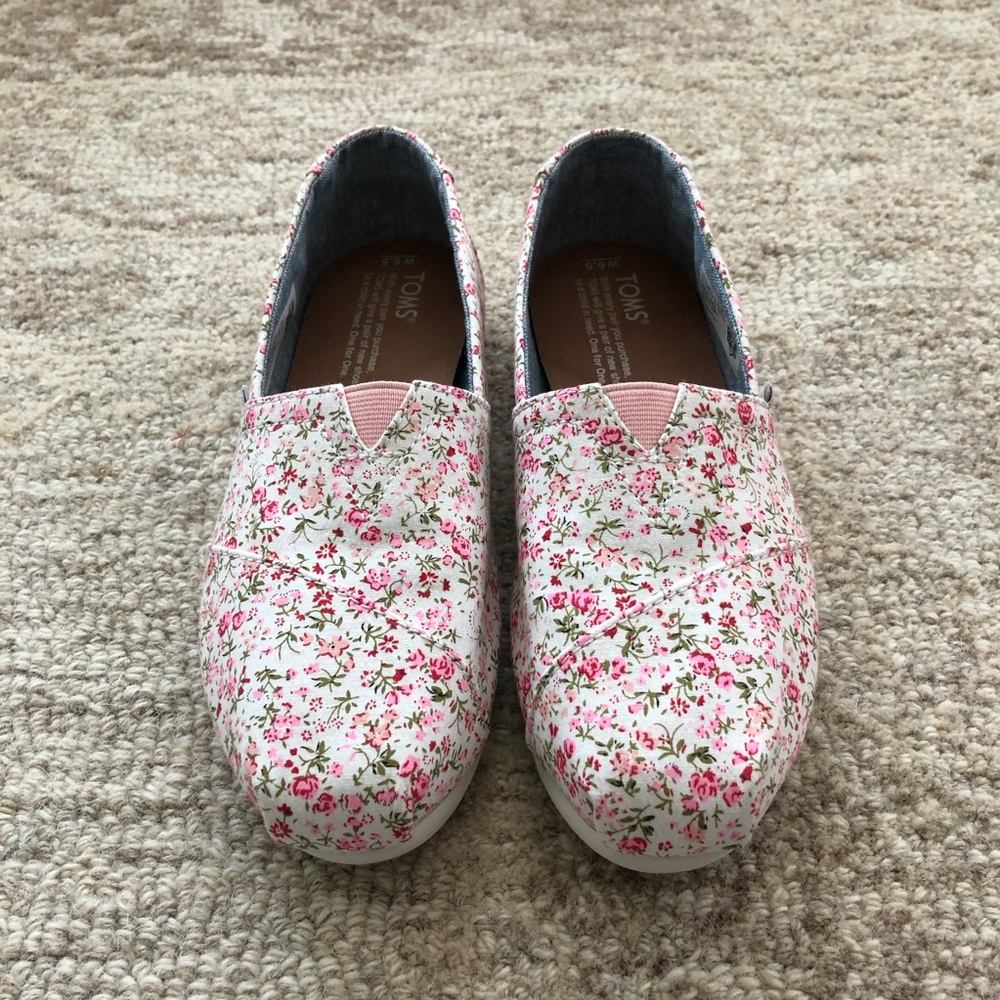 Floral Toms